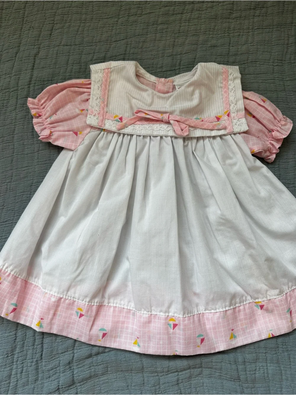 Vintage Mayfair baby girl Pink & White Bow-Detail Dress with bib neckline